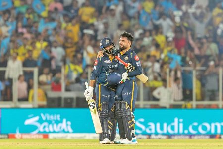 Gujrat-and-CSK-IPL-first-mach