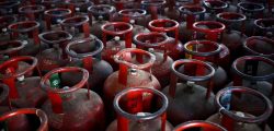 Empty Liquefied Petroleum Gas (LPG) cylinders are seen at a gas distribution centre in Dujana village, India, on October 7, 2015. Photo: Reuters