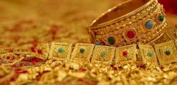 Is-it-bad-to-leave-gold-jewelry-in-the-sun-SUN-PROTECTION-FOR-GOLD-JEWELRY