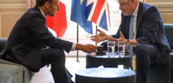 Johnson_met_with_Macron_for_Brexit_issue