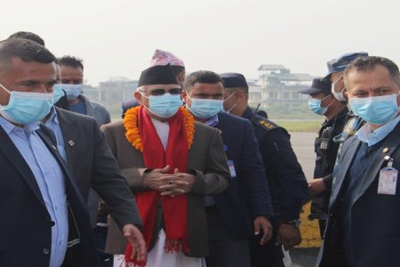 KP-Sharma-Oli-in-Chitwan