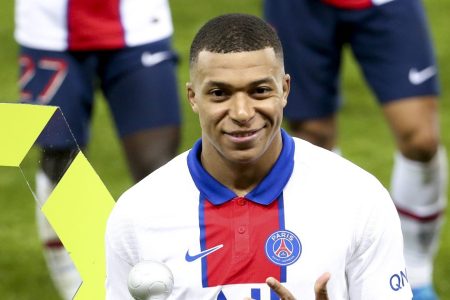 Kylian-Mbappe-F365-5