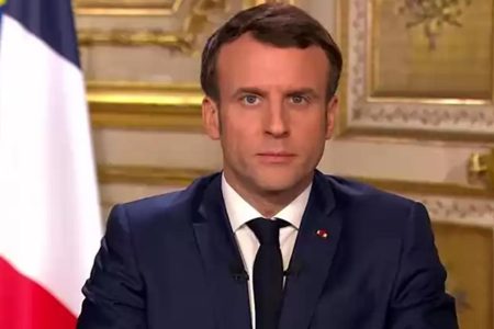 Macron2022-11-18-02-43-17