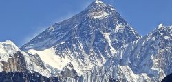 Mt._Everest_from_Gokyo_Ri_November_5_2012