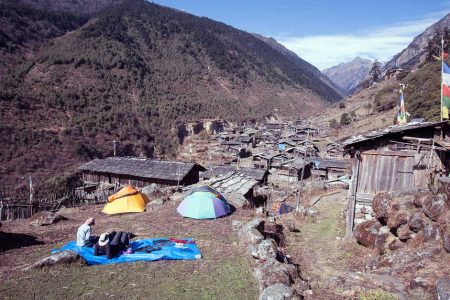 Olangchung-Gola-village_hXReZMu1lC