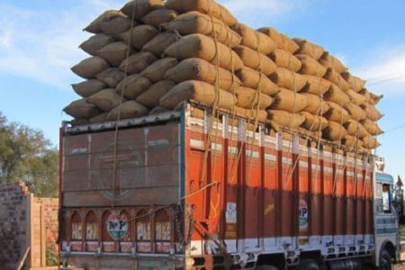 Over-Loded-Indian-Truck_p6VUwIyHfh
