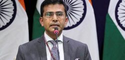Indian Foreign Ministry spokesperson Raveesh Kumar, left, with Indian Air Force Air Vice Marshal R.G.K. Kapoor gives a statement in New Delhi, India, Wednesday, Feb. 27, 2019. Pakistan's air force shot down two Indian warplanes after they crossed the boundary between the two nuclear-armed rivals in the disputed territory of Kashmir on Wednesday and captured two Indian pilots, one of whom was injured, a Pakistani military spokesman said. Kumar said one of its Mig-21 fighter aircraft was missing and that India was still "ascertaining" whether its pilot was in Pakistan's custody. (AP Photo/Manish Swarup)