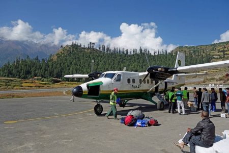 Simkot_airport_Humla-_mTamkUrw54