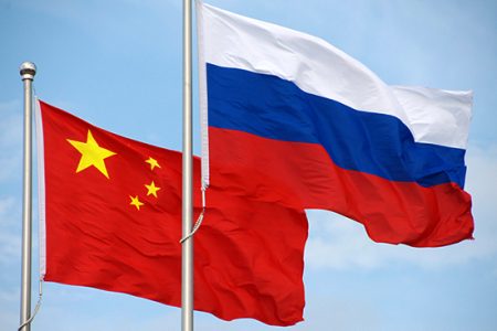 The_flags_of_Russia_and_China