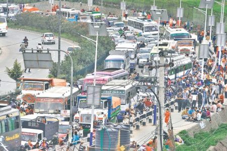 Traffic-Jaam-5-09072017075319-1000x0