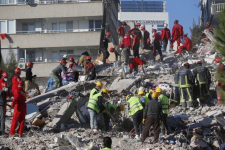 Turkey_Earthquake_90098.jpg-4b455-1226x0-c-default