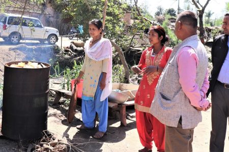 Women_Maoist-insugency