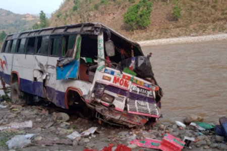 durghatna_bus_6Dh42SzuP1