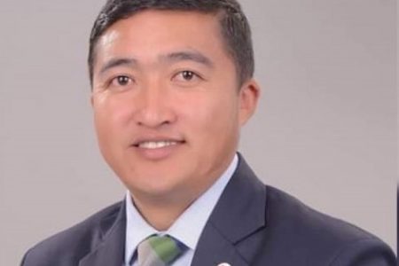 ghising_9KrvGhzwWj