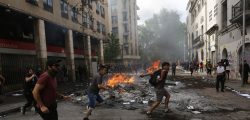 https___cdn.cnn.com_cnnnext_dam_assets_191023105419-state-of-emergency-remains-as-demonstrations-and-looting-continues-in-chile