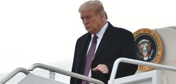 https___cdn.cnn.com_cnnnext_dam_assets_201002090934-trump-leavng-air-force-one