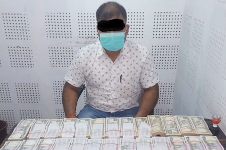 hundi-karobari-arrest_20211109052702