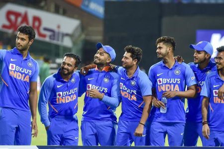 ind-aus-3rd-odi-cricket-match_fc7373c8-3da7-11ea-bfbd-f812f33ac46f