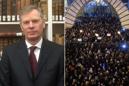 iran-detains-british-ambassador-robert-macaire-scaled