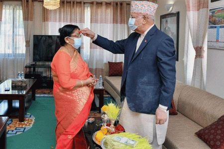 kp-sharma-oli-1
