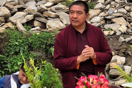 lharkyal-lama_ZIcqC04Fyh