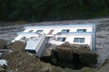 melamchi_police_cAX3mZm4hL