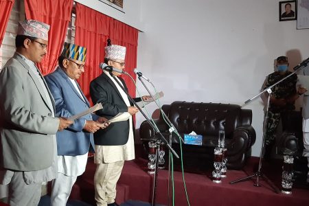 ministers_take_oath_in_karnali_M1RJ2UcSot