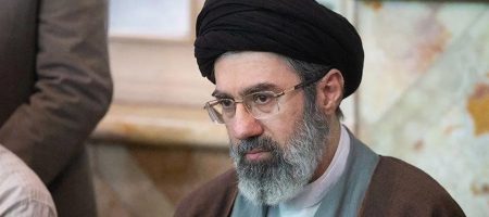 mojtaba-khameni_9yy487iriy_UoexUv63AI