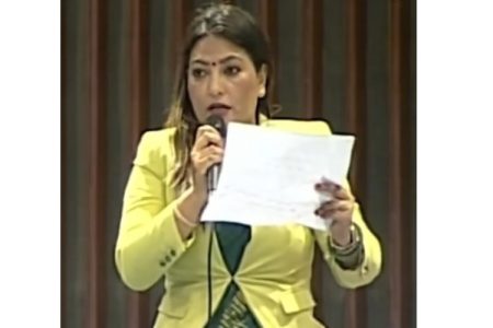 nabina-lama1_mBSfV8IZ65