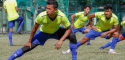nepali_football_team_in_dhaka__2_WwpGHfOPH0
