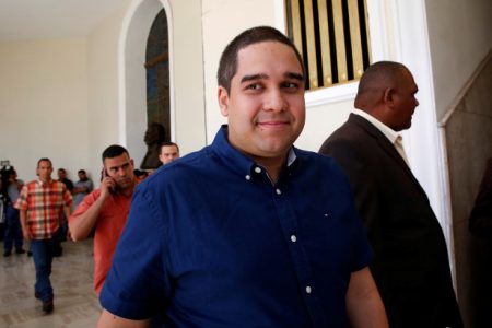 nicolc3a1s-ernesto-maduro-guerra_bt9C9hviYC