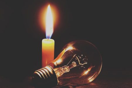 no-Electric-Light-Candle-Light