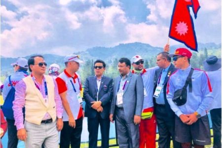 paraglading-Team-with-mantri