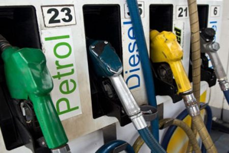 petrol-pump-india_AFP
