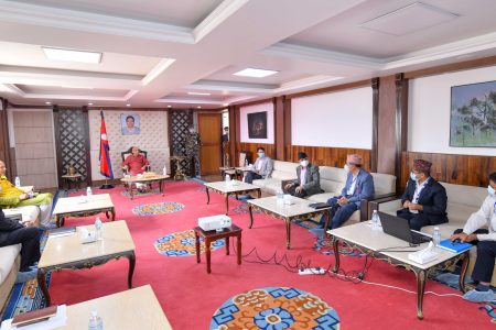 pm_oli_in_a_baluwatar