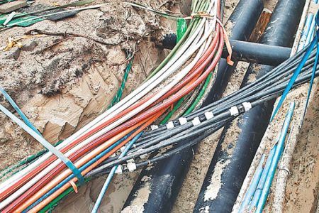 powerline_cjOAf37P8g