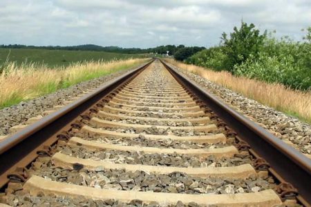 rail_EYmb7ohRYZ
