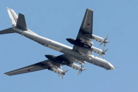 russian-army-plane_DBFIWcly6w