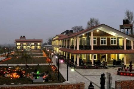 sauraha-hotel-750x365