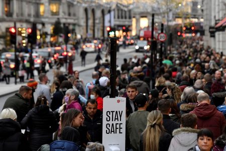skynews-covid-rules-shopping_5598863