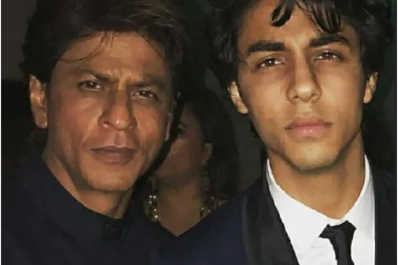 srk-and-aryan (1)