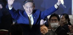 TOKYO, JAPAN - SEPTEMBER 14:  Japanese Chief Cabinet Secretary Yoshihide Suga acknowledges as he is elected as new head of Japanâ€™s ruling party at the Liberal Democratic Party's (LDP) leadership election on September 14, 2020 in Tokyo, Japan.  (Photo by Eugene Hoshiko - Pool/Getty Images)