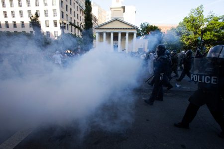 whitehouseprotest1