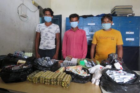 अवैधानिक औषधी पक्राउ (5)
