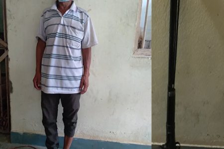 भरुवा बन्दुक महेन्द्रनगर